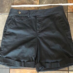 Lauren women’s size 8 black walking shorts